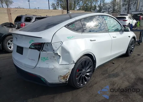 2022 Tesla Model Y Performance Dual Motor All-Wheel Drive from USA, damaged, VIN 7SAYGDEFXNF466744
